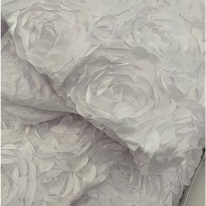 DECORATIVE TABLE LINENS